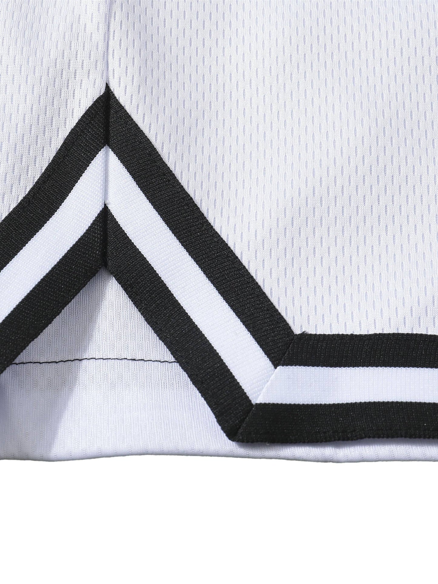 Stripe Trim Basketball Shorts with Logo - Cap & Coat